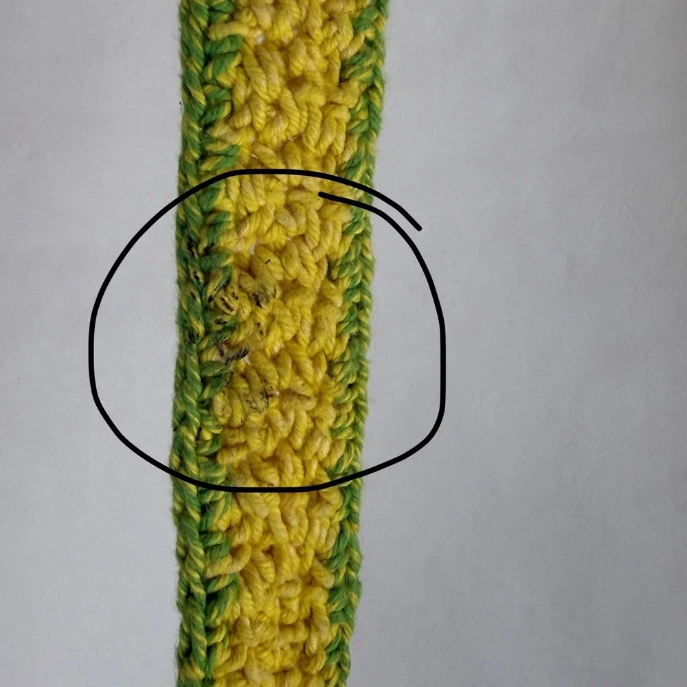 N/A circled strap measurements